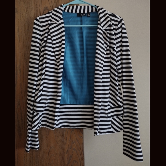 Ana striped blazer - Size S - formal wear - Picture 2 of 5